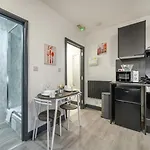 Апартаменты 78f5- Cosy & Welcoming Брадфорд