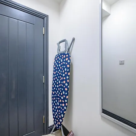 78f5- Cosy & Welcoming דירה