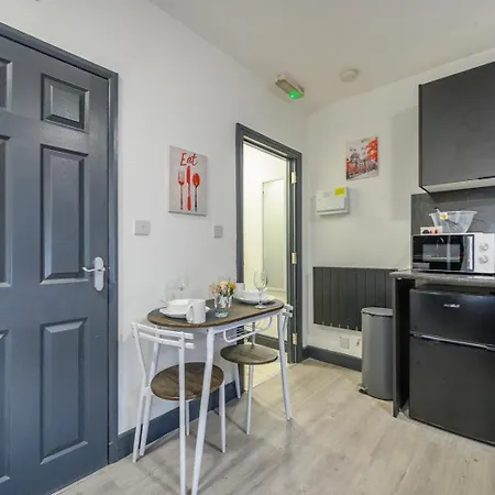 78f5- Cosy & Welcoming בראדפורד