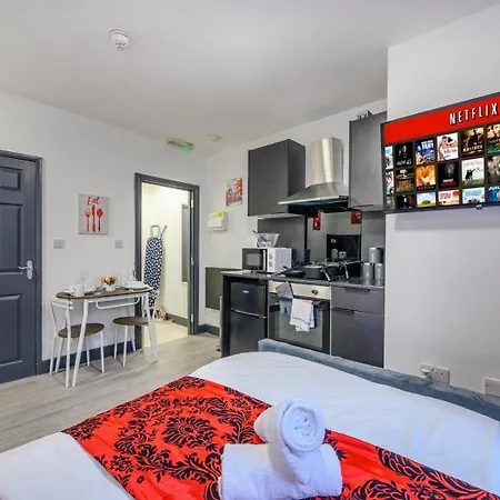 78f5- Cosy & Welcoming בראדפורד