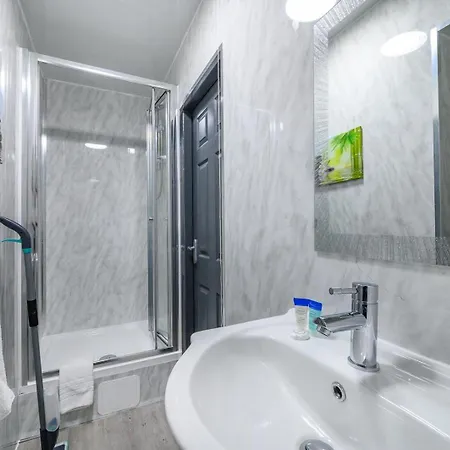 78f5- Cosy & Welcoming דירה *